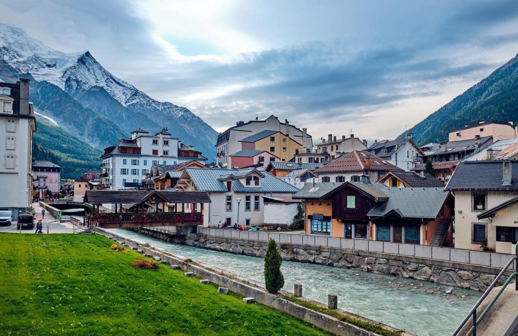 Apartment Periades - Central Chamonix Incredible Mountain Views Buitenkant foto